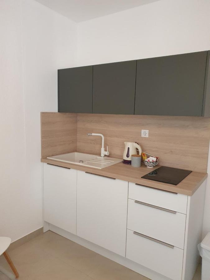 Apartmani Eterovic Baška Voda Kültér fotó